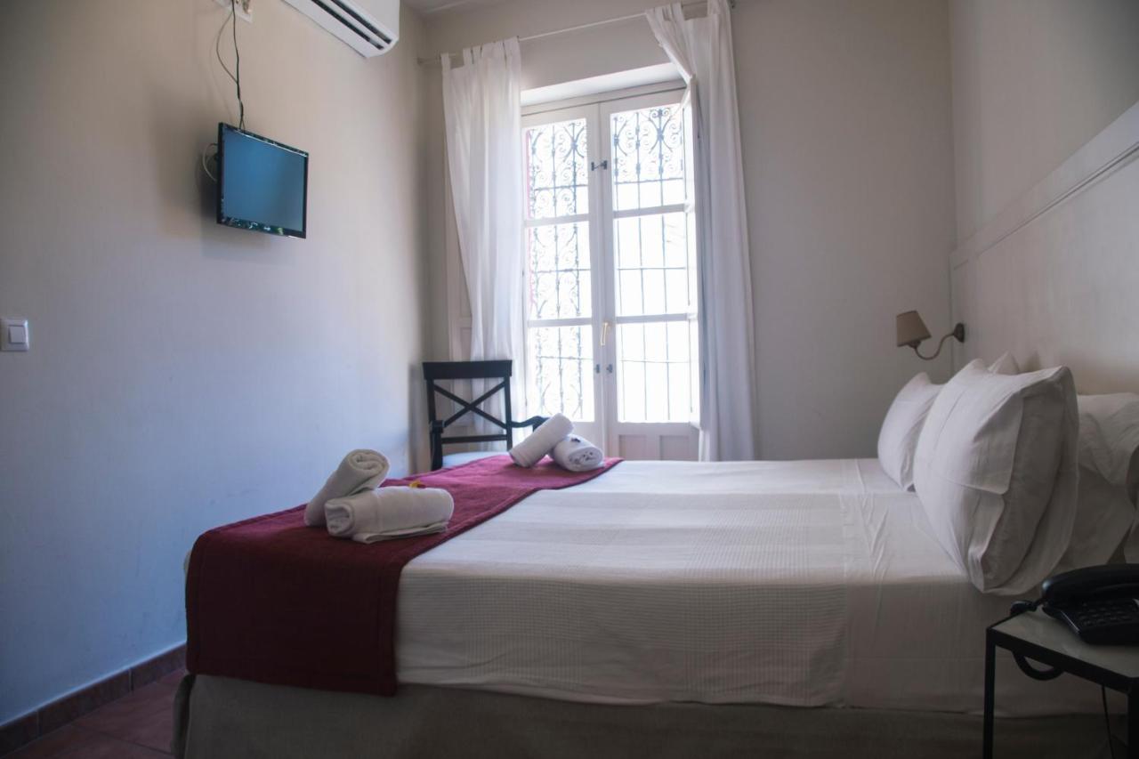 סביליה Hostal Callejon Del Agua מראה חיצוני תמונה
